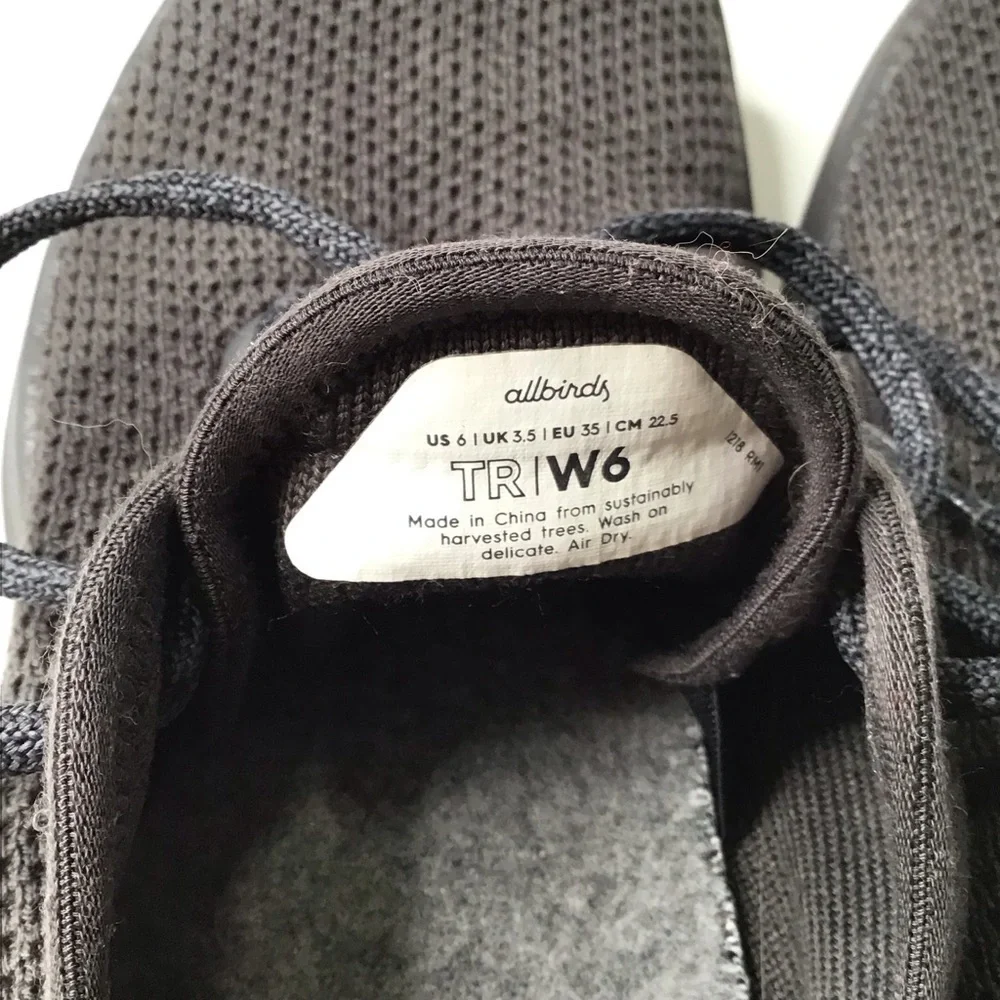 Allbirds Tree Runner in Charcoal Size 6.